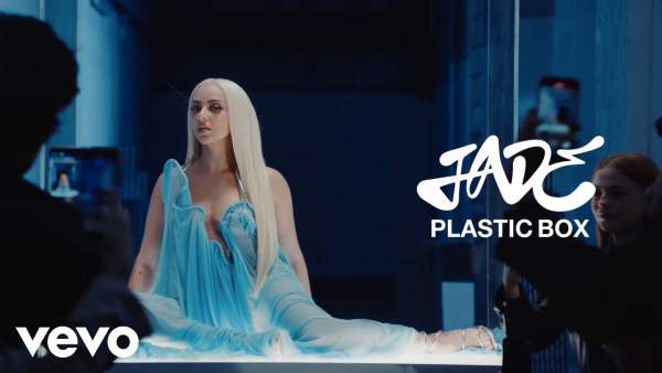 Plastic Box Lyrics - JADE