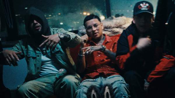 TOKARTE Lyrics (English Translation) - Kreamly, Baby Jey, Julianno Sosa