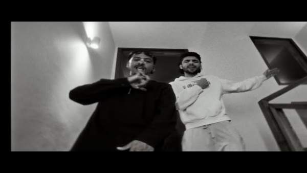 Twam Mafyouzi Lyrics - Raste