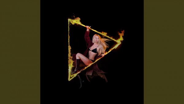 Don’t Click Play Lyrics - Ava Max