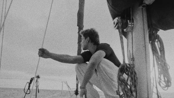 HOT GIRL PROBLEMS Lyrics - The Kid LAROI