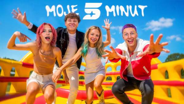MOJE 5 MINUT Lyrics (English Translation) - EKIPA