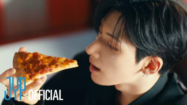 One Bite Lyrics - NEXZ