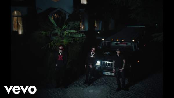 REINAA Lyrics - ROA, Clarent, Midnvght