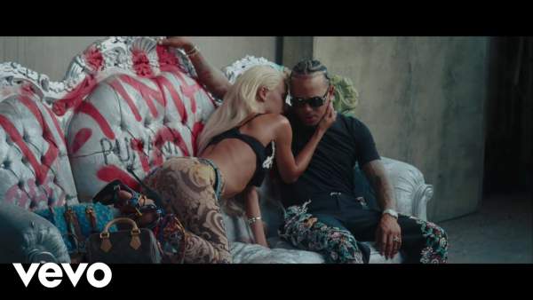 Última Noche Lyrics (English Translation) - Bad Gyal, Ozuna