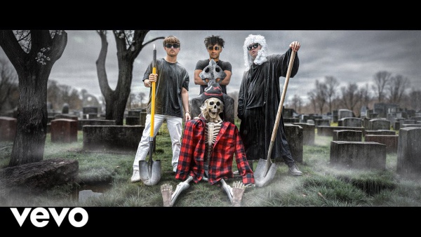BURIED ALIVE - KreekCraft Diss Track Lyrics - Caylus