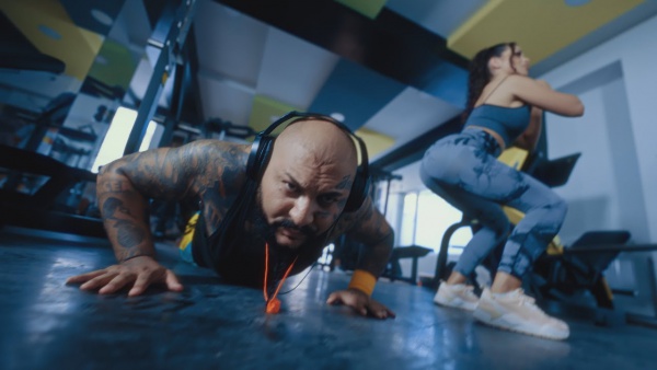 Cardio Lyrics - Dani Mocanu