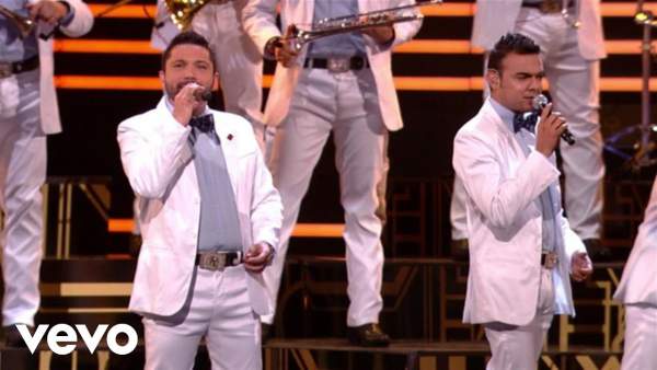 Vas A Llorar Por Mí Lyrics - Banda El Recodo de Cruz Lizárraga