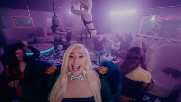 Brazil Lyrics (English Translation) - Oliwka Brazil
