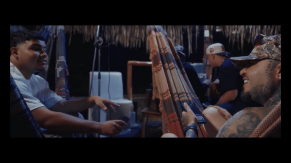 REGGAEGUAIRA Lyrics - Farruko, Louis BPM