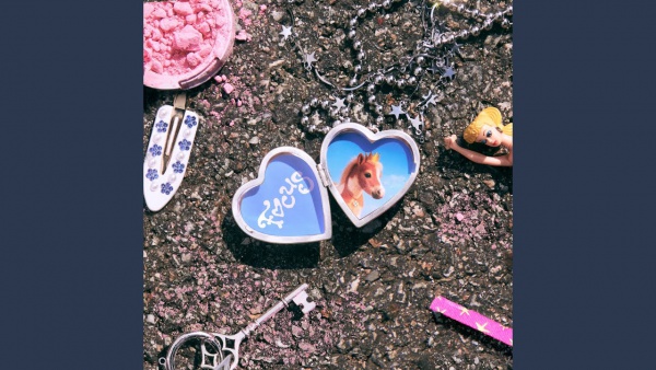 Blue Moon Lyrics - Hearts2Hearts