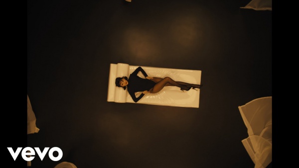 In The Dark Lyrics - Selena Gomez