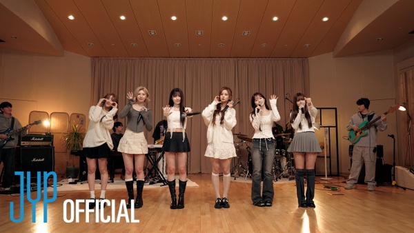 O.O Pt. 2 (Superhero) Lyrics (English Translation) - NMIXX