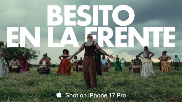 Besito en la Frente (Extended Version) Lyrics (English Translation) - Rauw Alejandro
