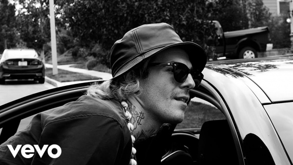 Leather Weather Lyrics - The Neighbourhood