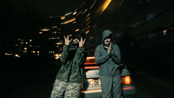 EKESEB Lyrics - benno!, Nimo