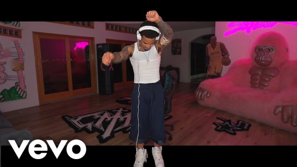 Life/mhmmm Lyrics - PlaqueBoyMax
