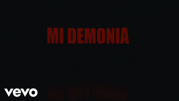 MI DEMONIA Lyrics (English Translation) - ROA