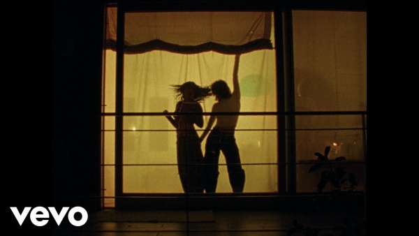 Puzzle Lyrics - Chiara Oliver