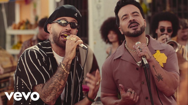 CAMBIARÉ Lyrics - Luis Fonsi, Feid