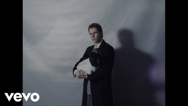 PRIVATE Lyrics - The Kid LAROI