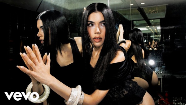 Fifty Fifty Lyrics (English Translation) - Kenia Os, Lola Indigo