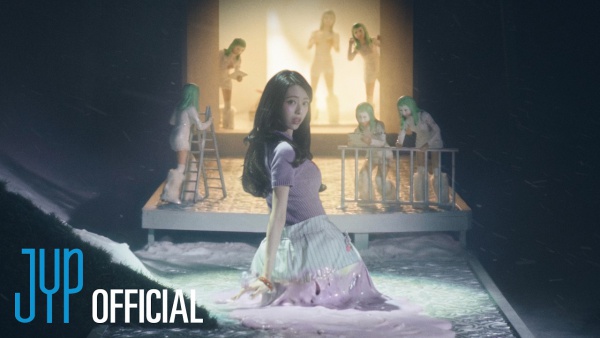 Ice Cream Lyrics (English Translation) - YUNA (ITZY)