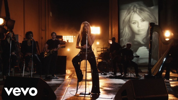 Younger You Lyrics - Miley Cyrus