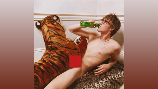 Do That Again Lyrics - Malcolm Todd