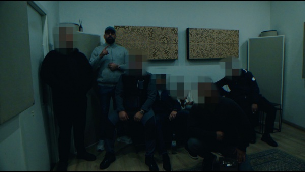 M-PAKET Lyrics - CANEY030, LIYAN