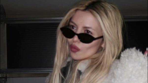 WHY AREN’T YOU DEAD Lyrics - Ava Max | AM4