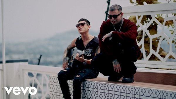 X Amores Ya No Muero Lyrics - Gera MX, Juanpa Salazar