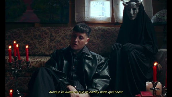 En El Suelo Lyrics - Kidd Voodoo, Rels B