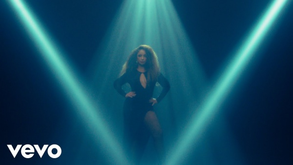 Just a Little Bit (Solo Mix) Lyrics - Mýa