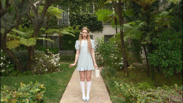 Run Rabbit Lyrics - Mollie Elizabeth