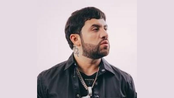 Substancias Lyrics - Luis R Conriquez