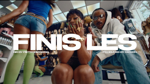 FINIS-LES Lyrics - La Fève