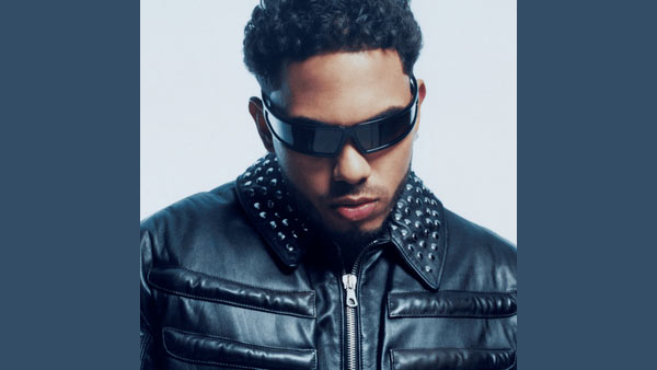 YO QUIERO CON ELLA Lyrics - Myke Towers