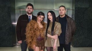 La Ridícula Idea Lyrics