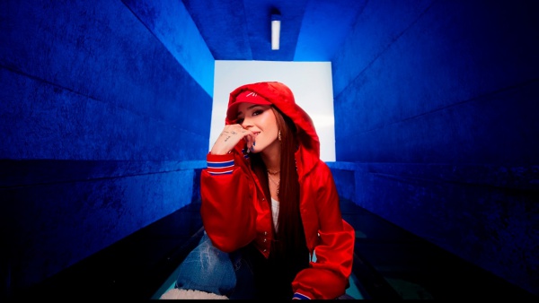 NENA BAD BITCH Lyrics (English Translation) - Katteyes