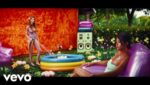 SE PUSO FEO  (English Translation) Lyrics