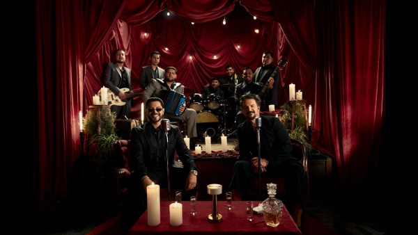 Amor Factura Lyrics - Ricardo Arjona, Grupo Firme